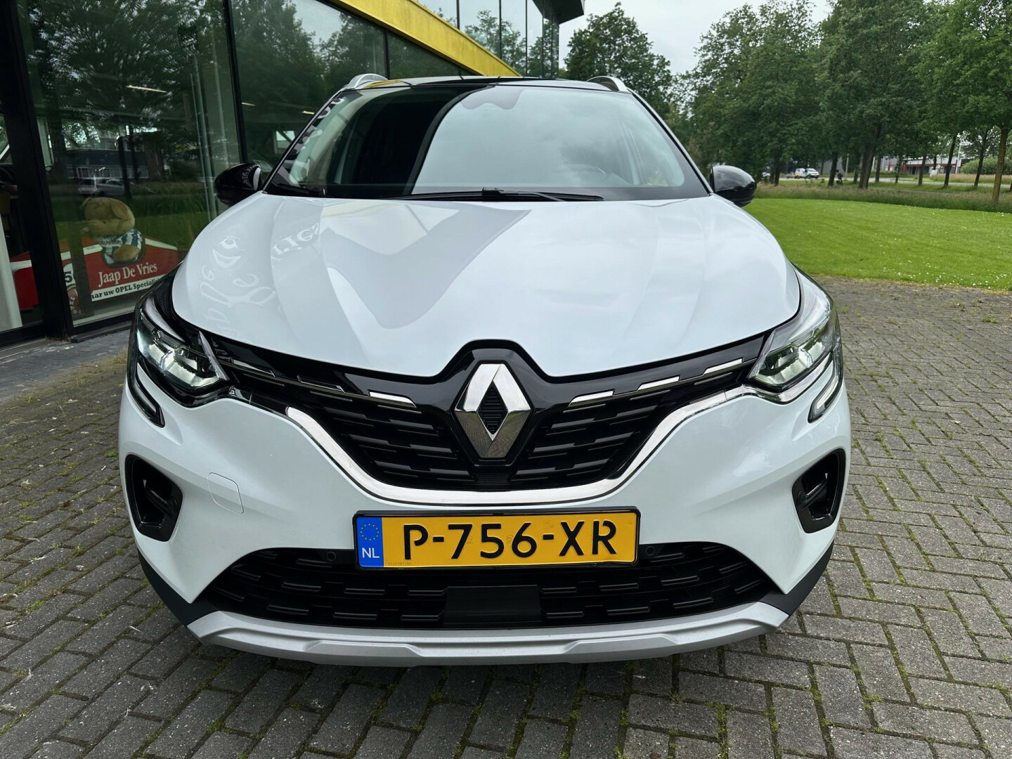 Renault-Captur-12