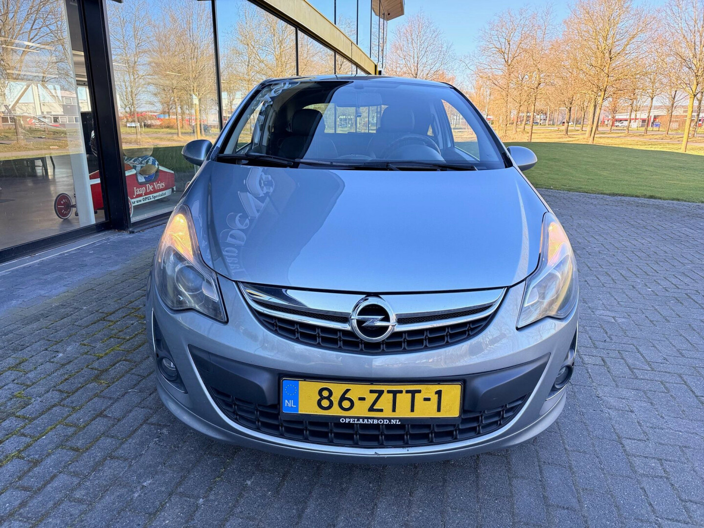 Opel-Corsa-13