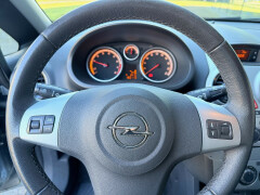 Opel-Corsa-5