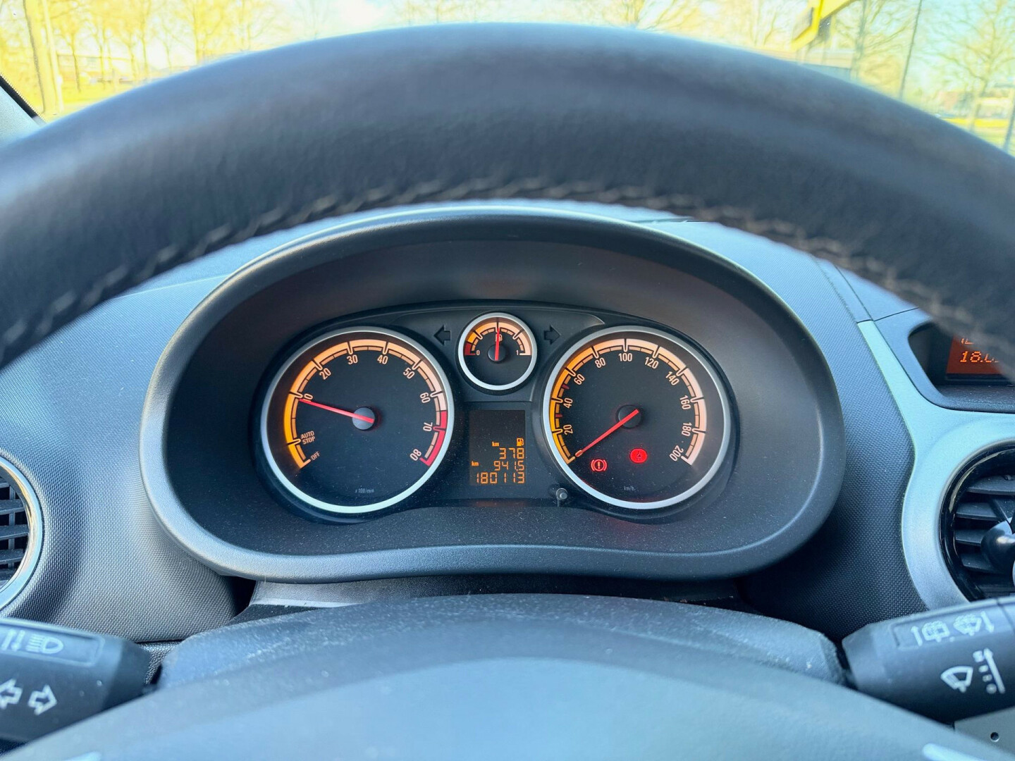 Opel-Corsa-6