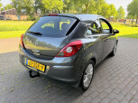 Opel-Corsa-13