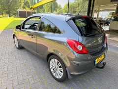 Opel-Corsa-2